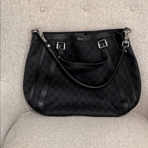Beautiful Gucci shoulder bag in great condition